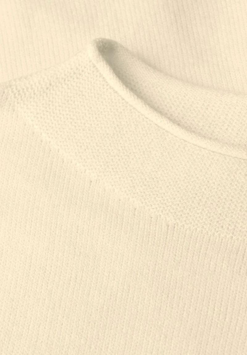 Pullover mit Rollkante