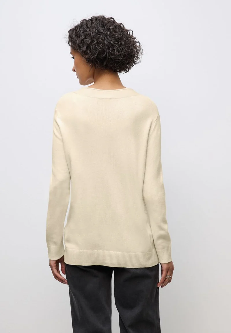Pullover mit Rollkante