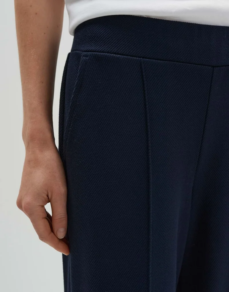 Curilo sleek