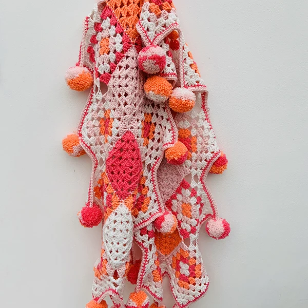 Häkelanleitung für den Granny-PomPom-Schal (digital)