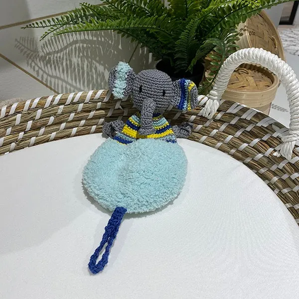 Häkelanleitung für ein Kuscheltuch „Elefant“