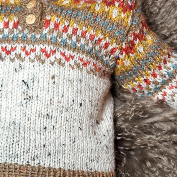 Strickanleitung für einen Jacquard-Babypullover (digital)