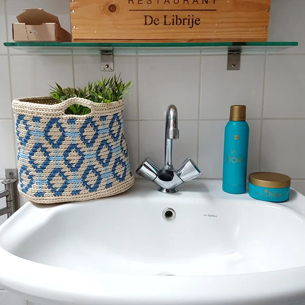 Häkelanleitung für einen Badezimmerkorb im Delft-Blau-Stil (digital)