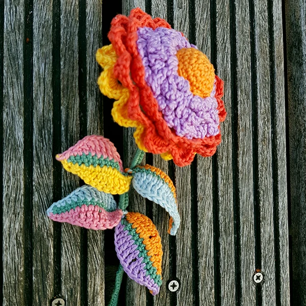 Häkelanleitung „Summer of Fun“-Blume