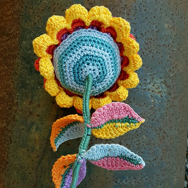 Häkelanleitung „Summer of Fun“-Blume