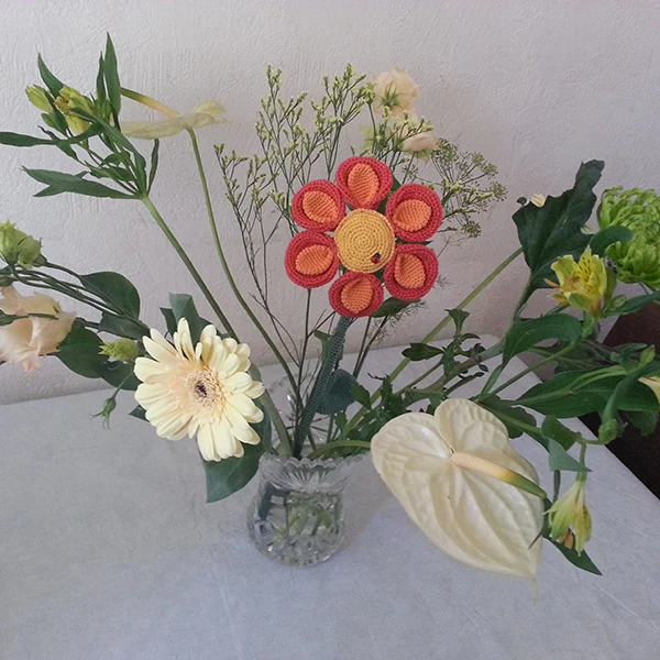 Häkelanleitung „Blume Lilly“