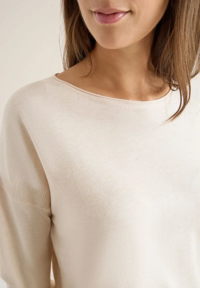 Pullover mit Strukturdetail