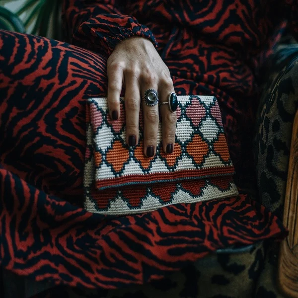 Häkelanleitung für die Alhambra-Clutch