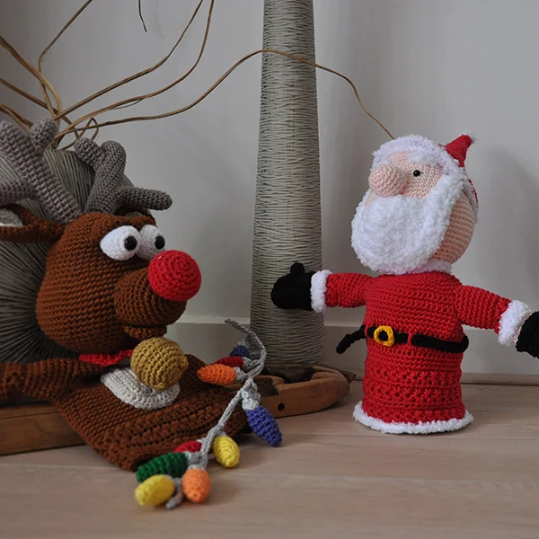 Häkelanleitung für Weihnachtshandpuppen: Rudolph und der Weihnachtsmann
