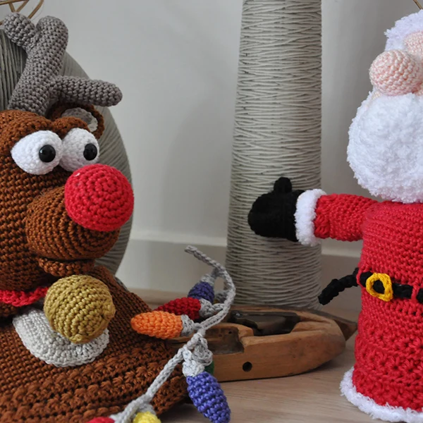 Häkelanleitung für Weihnachtshandpuppen: Rudolph und der Weihnachtsmann
