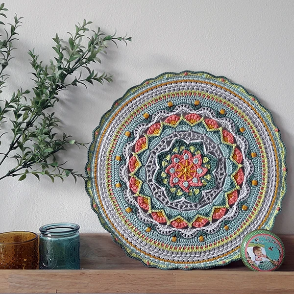 Häkelanleitung „Blumen-Mandala“ (digital)