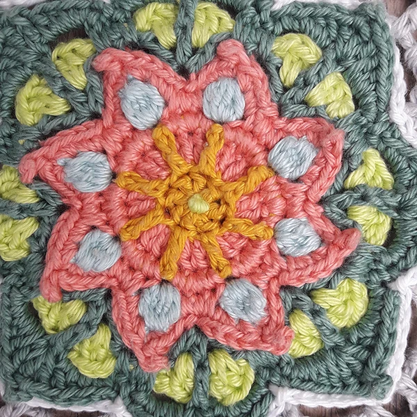 Häkelanleitung „Blumen-Mandala“ (digital)