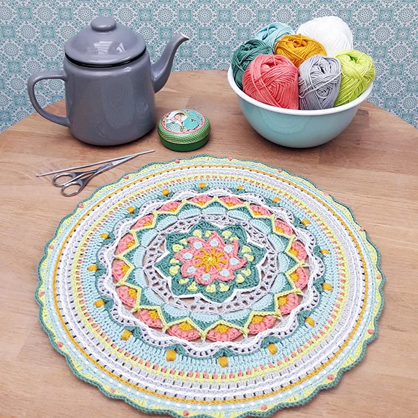 Häkelanleitung „Blumen-Mandala“ (digital)