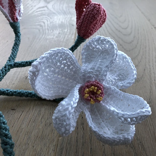 Häkelanleitung „Magnolienzweig“ (digital)