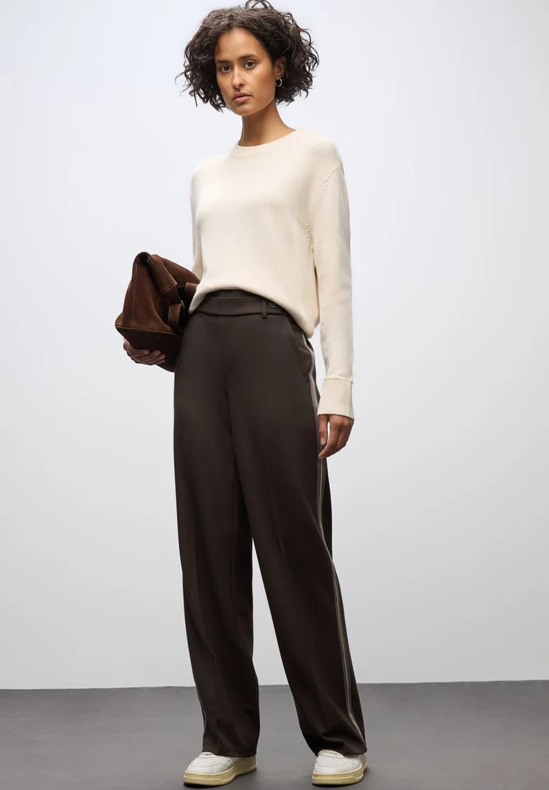Straight Leg Hose