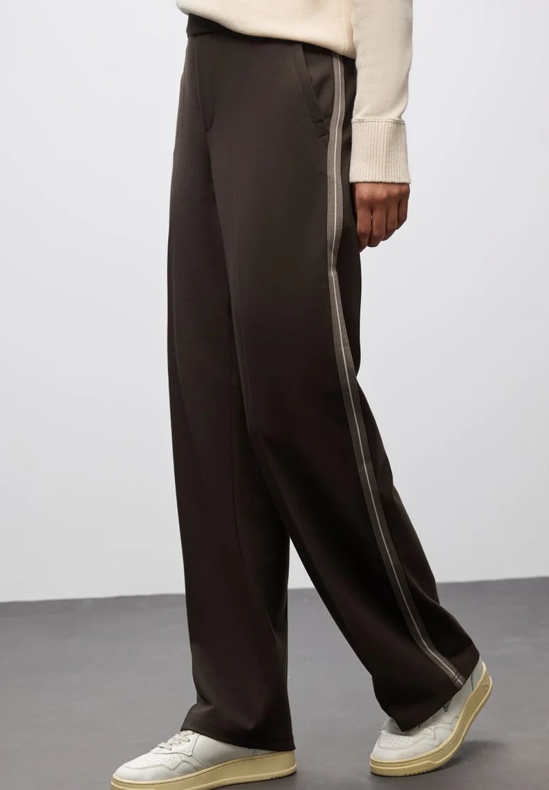 Straight Leg Hose
