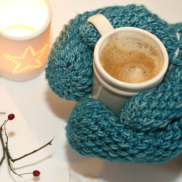 Häkelanleitung für flauschige Winterfäustlinge