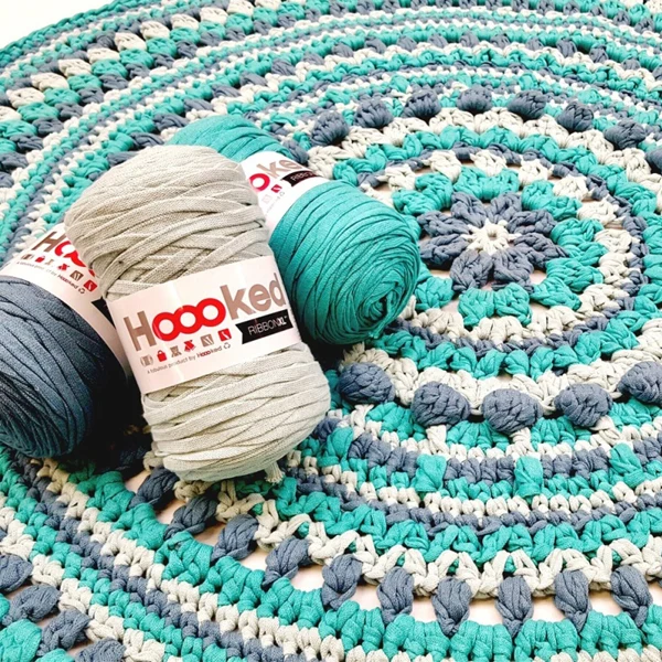 Häkelanleitung „RibbonXL“-Teppich „Love“ von MaritParit