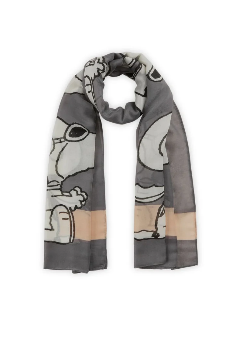 PEANUTS? Schal aus recyceltem Polyester mit fahrendem Snoopy