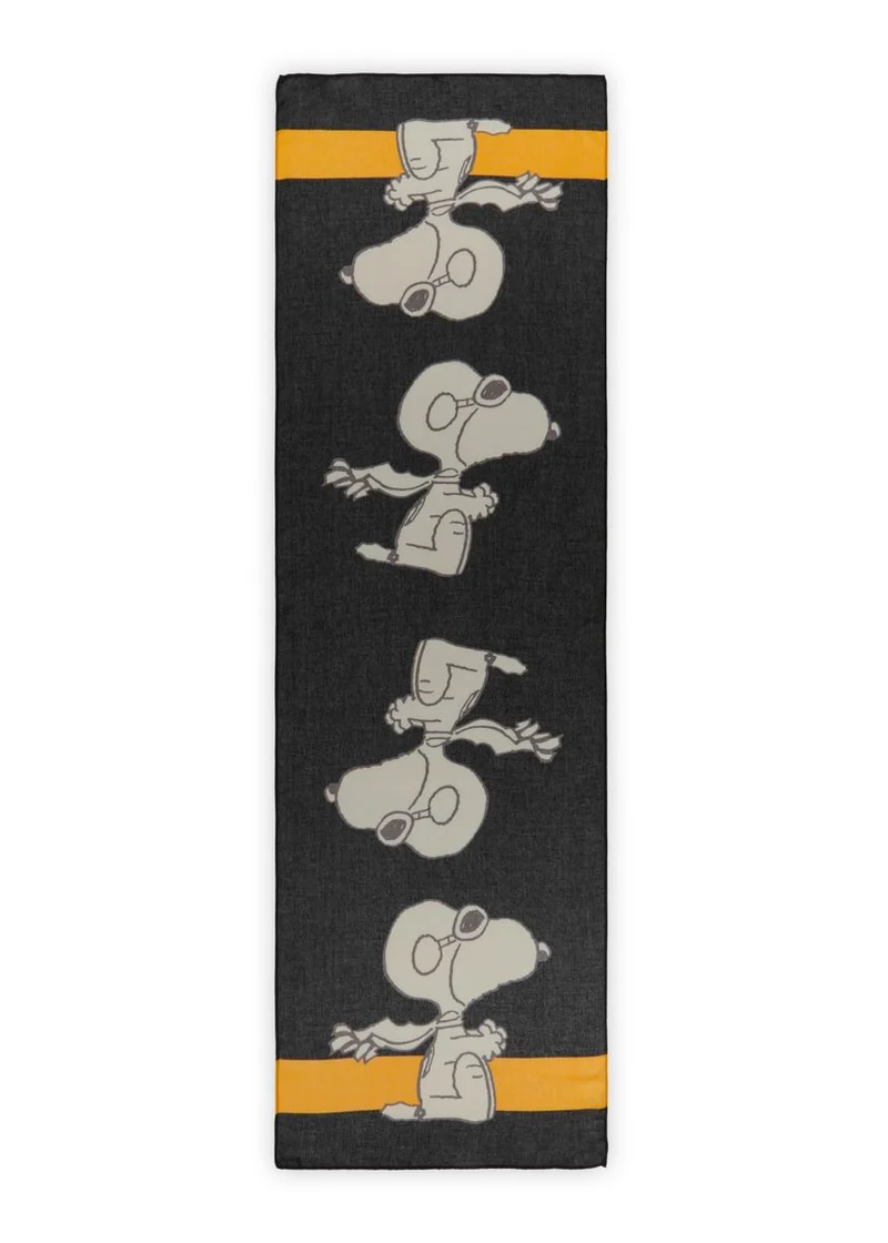 PEANUTS? Schal aus recyceltem Polyester mit fahrendem Snoopy