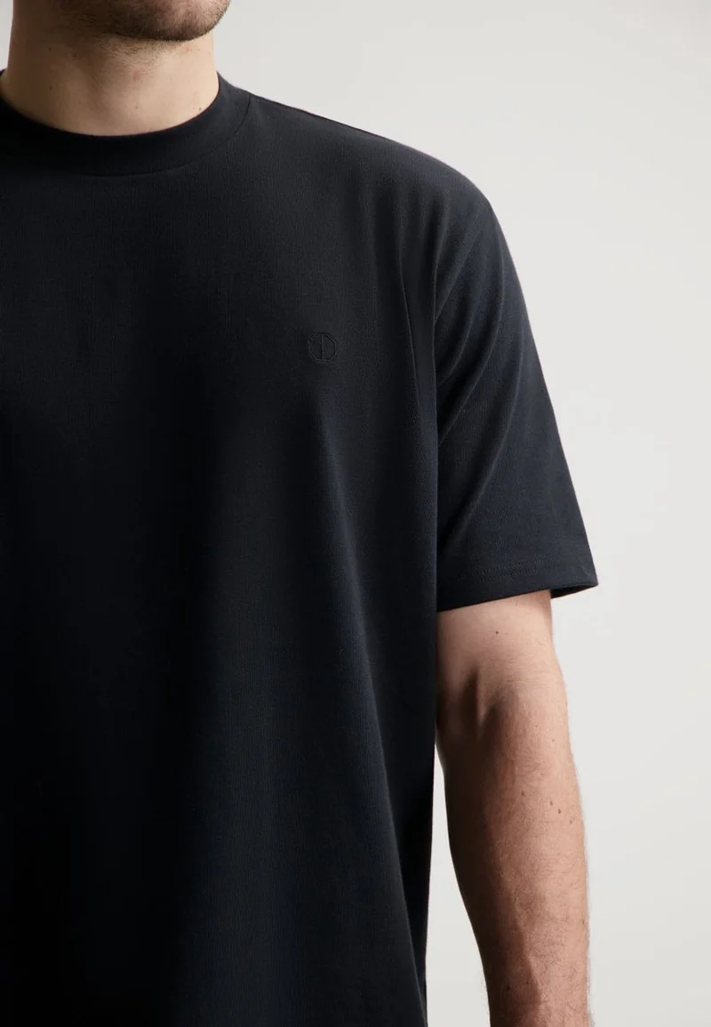 DS_Collin SS Tee