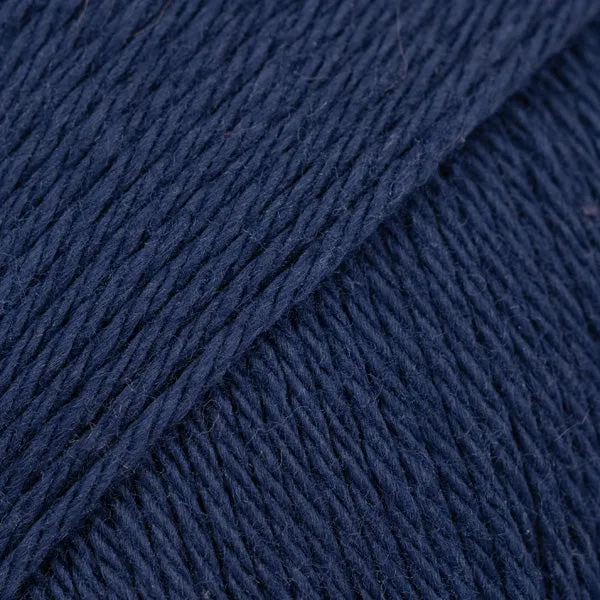 DROPS Magic Uni Colour 05 Marineblau
