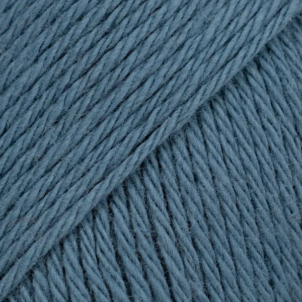 DROPS Magic Uni Colour 28 Deep Ocean