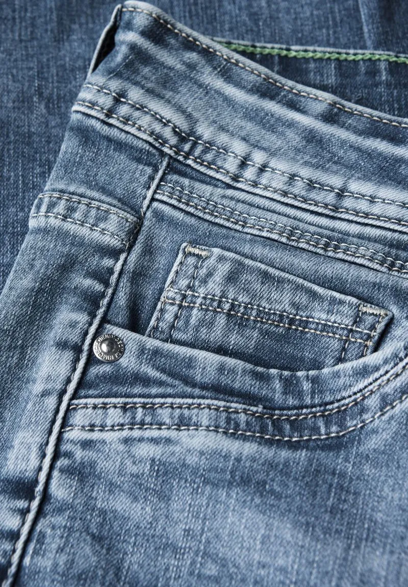 Jeans im Casual Fit