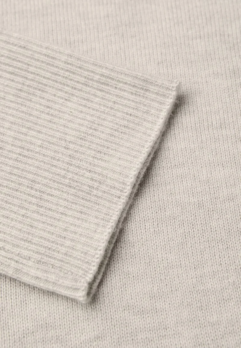 Basic Pullover