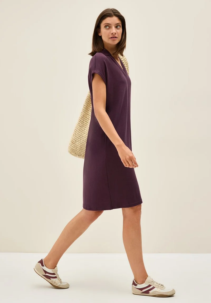 Sommerliches Strick-Kleid