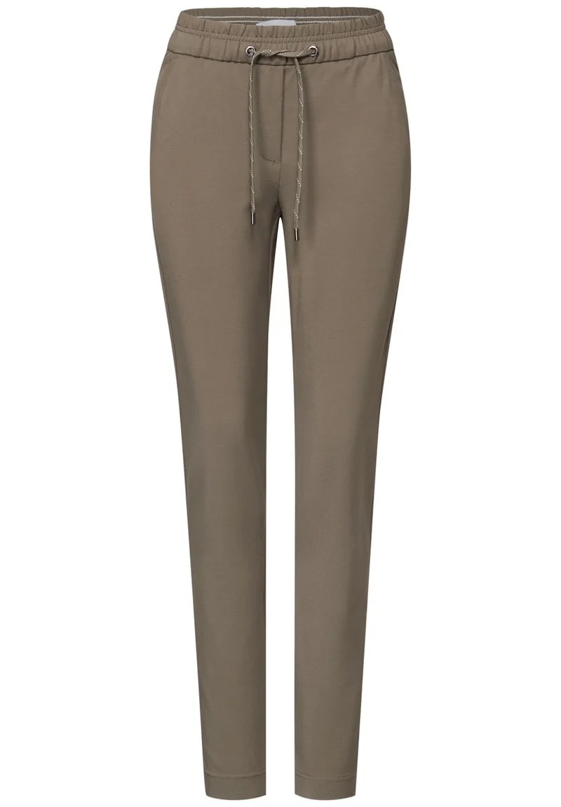 Casual Fit Hose