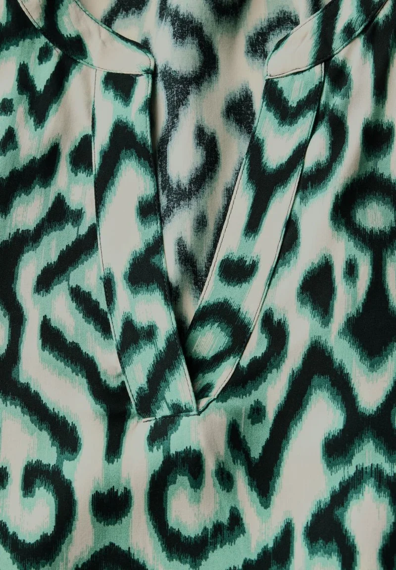 Gemusterte Bluse