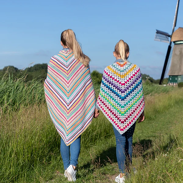 Pretty Colours Umschlagtuch-Strickpaket