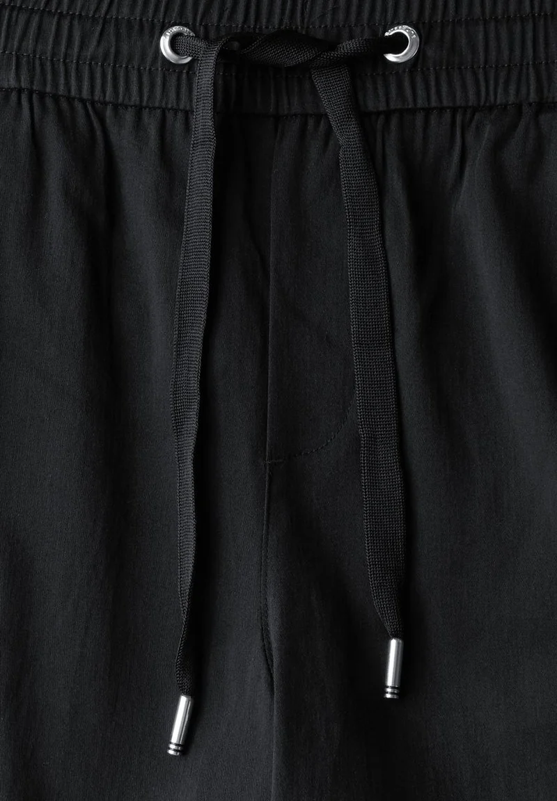 Straight Leg Hose