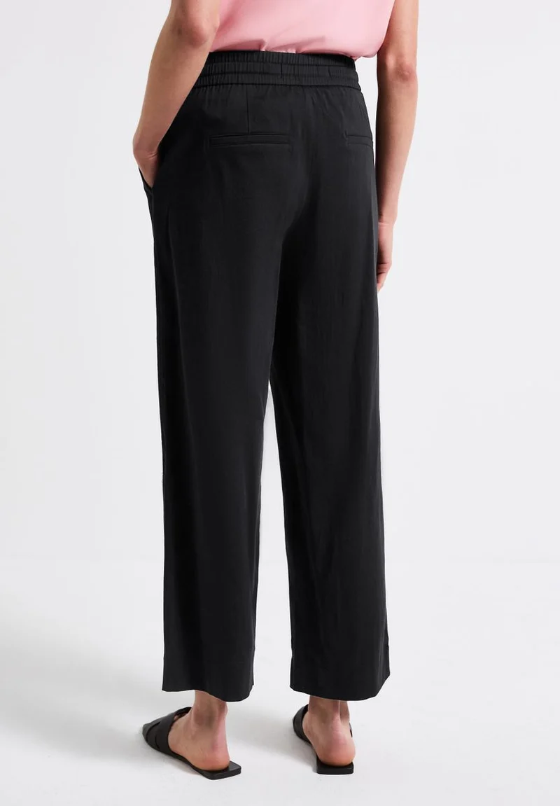 Straight Leg Hose