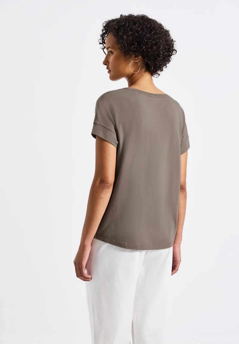 Shirt mit Wording-Stickerei