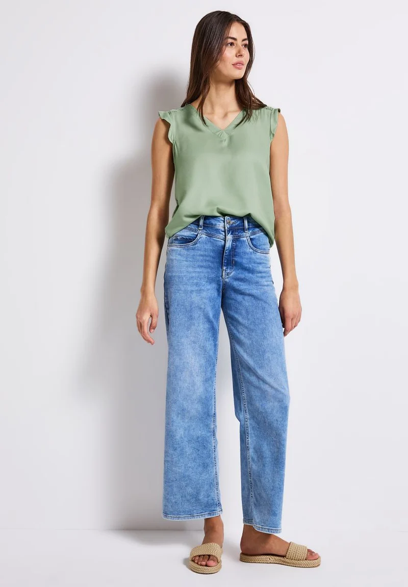 V-Neck Top mit Häkeldetails