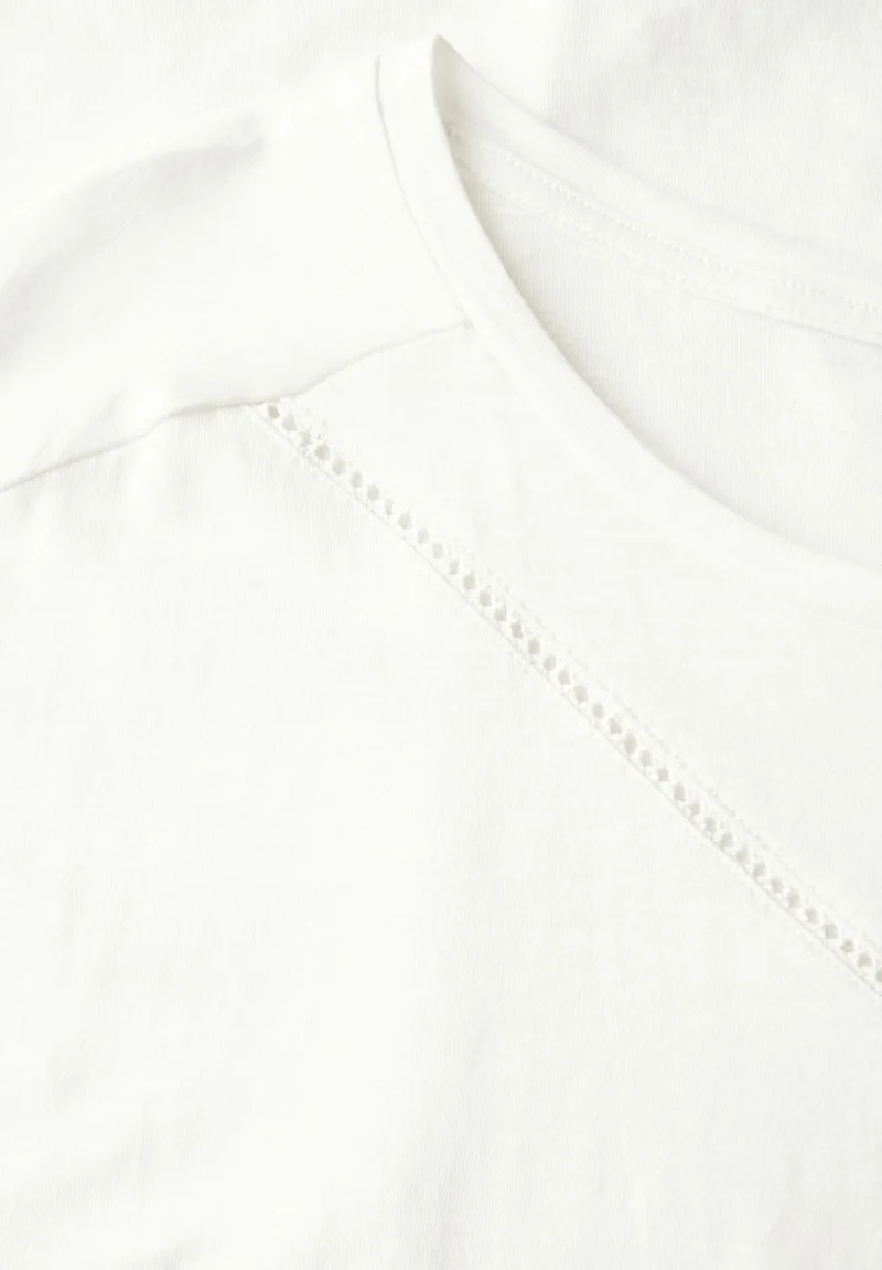 Shirt mit Dekotape