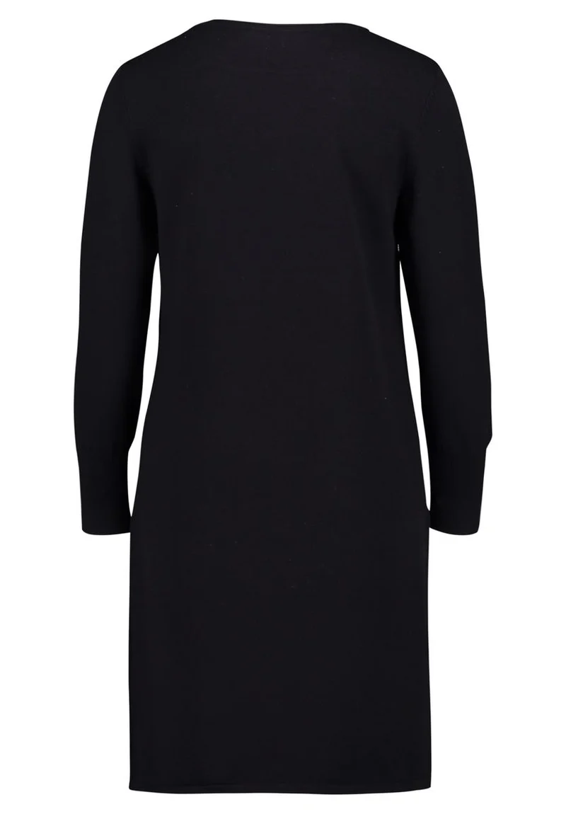 Strickkleid