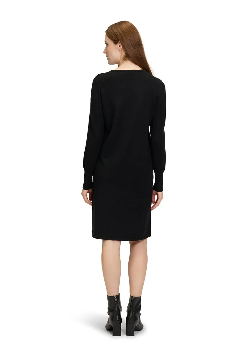 Strickkleid