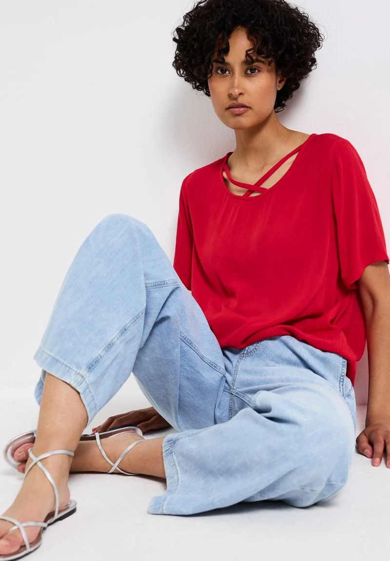 Blusenshirt mit Bänderdetail