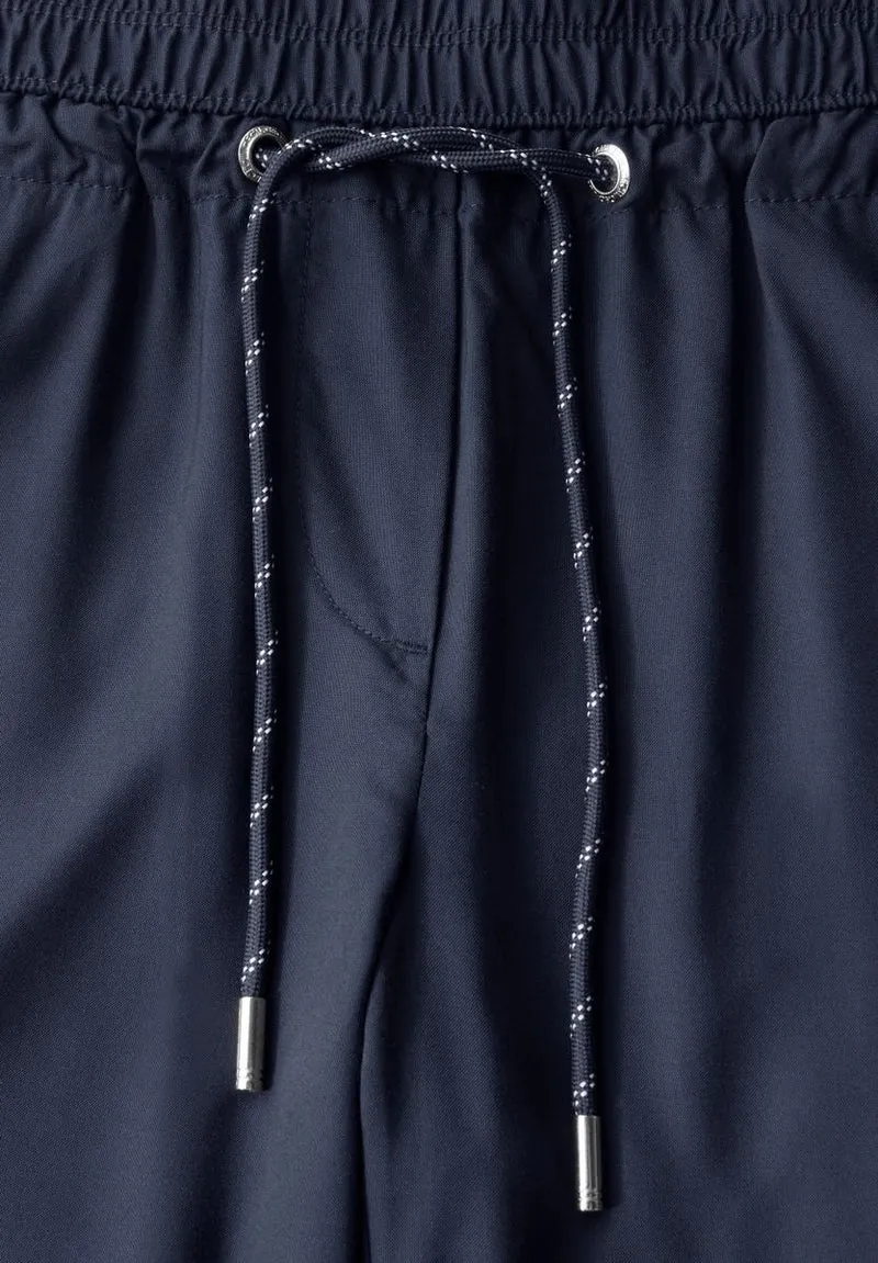 Loose Fit Hose