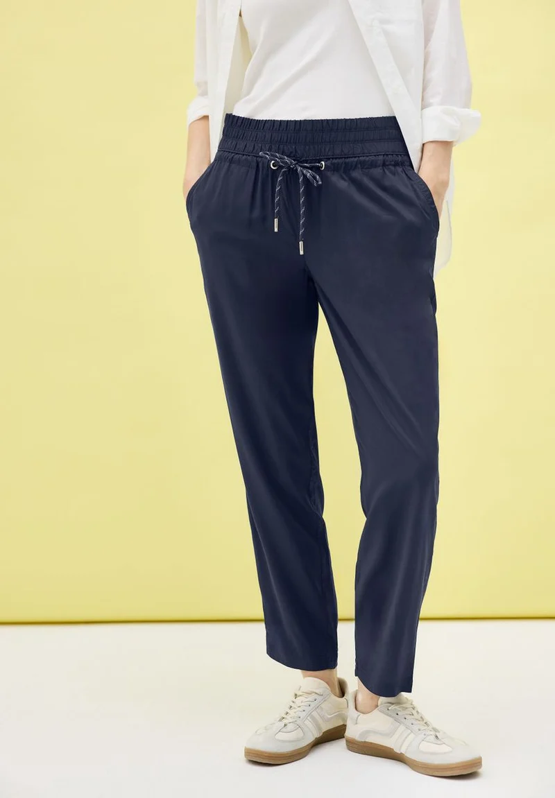 Loose Fit Hose