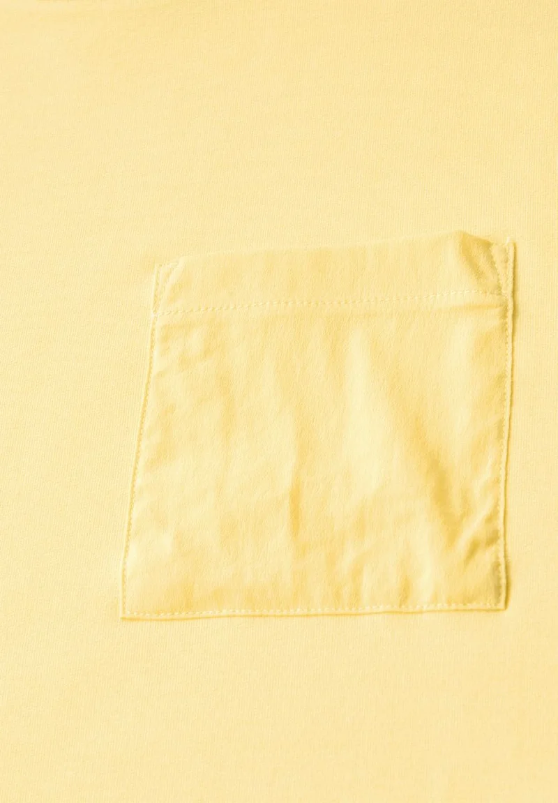 T-Shirt mit Brusttasche