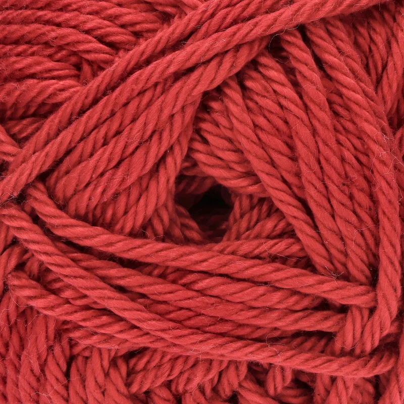Yarn and Colors Super Must-have 030 Rotwein