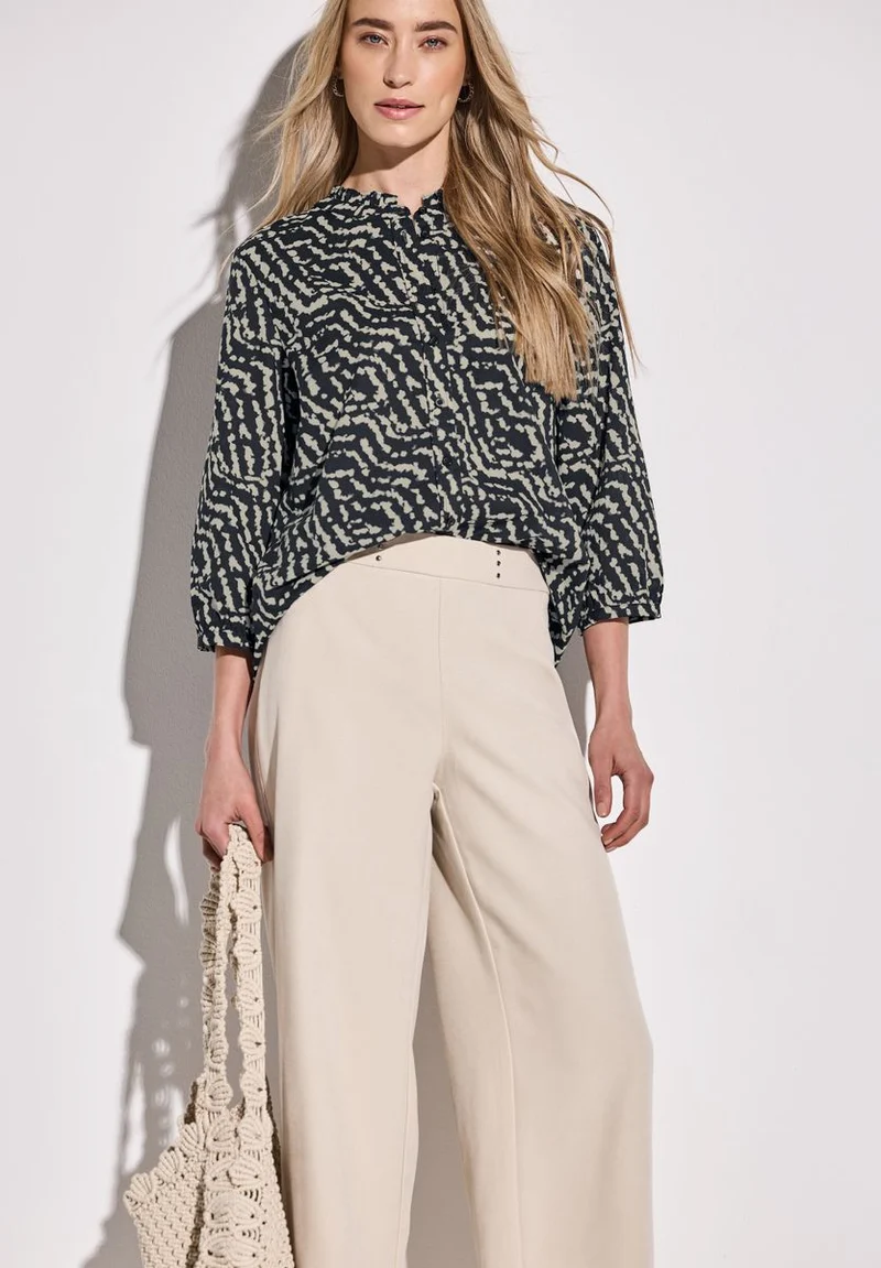 Print-Bluse mit Rüschen