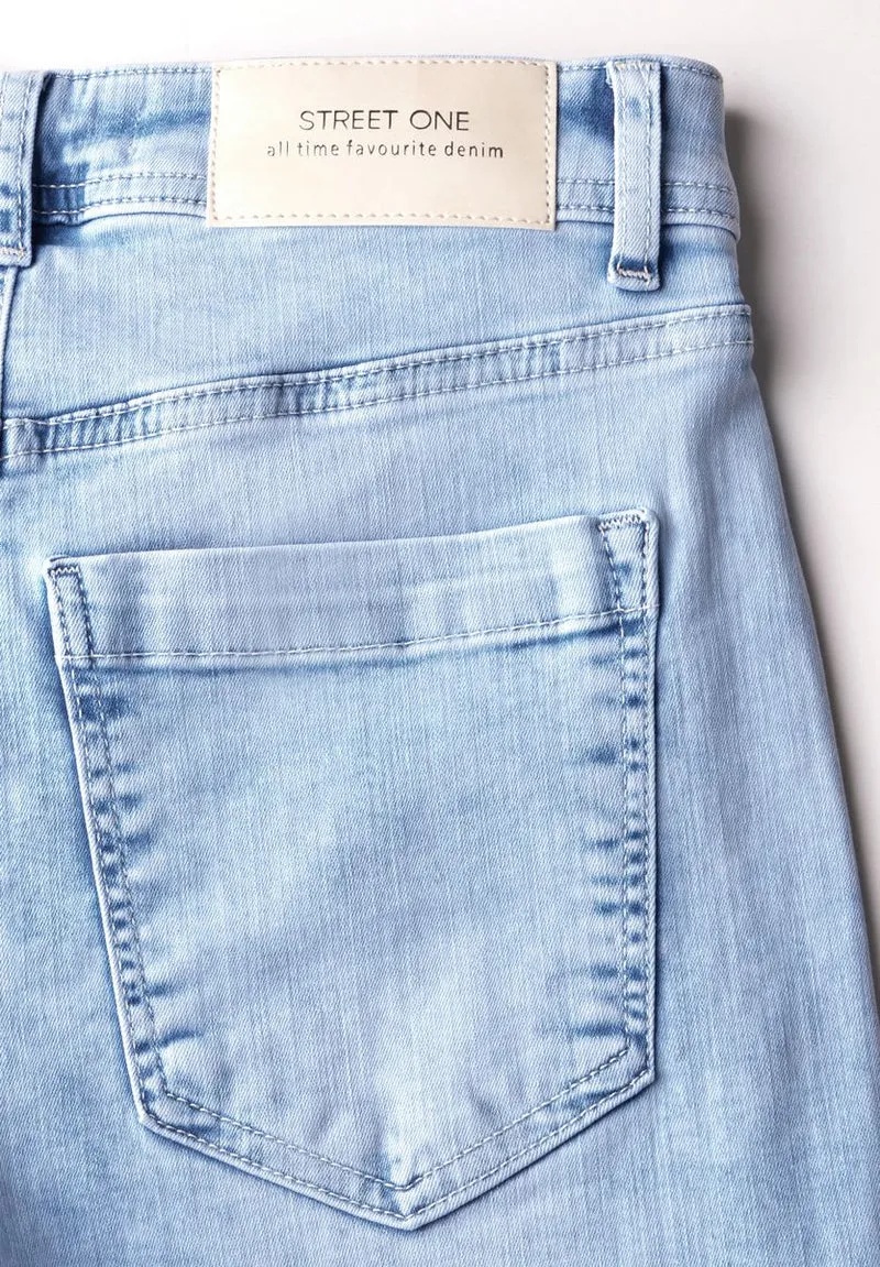 Wide Leg Jeans