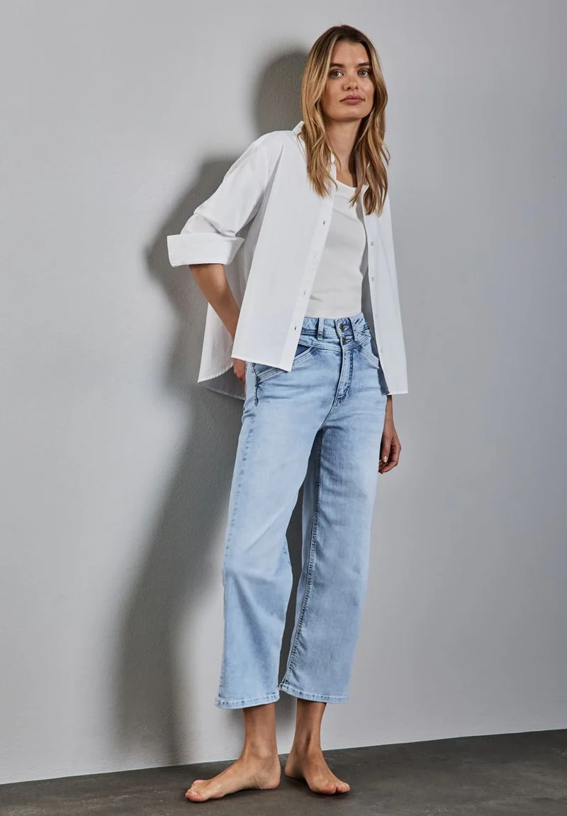 Wide Leg Jeans