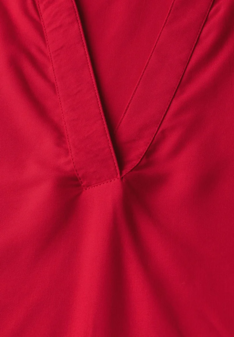 Bluse in Unifarbe