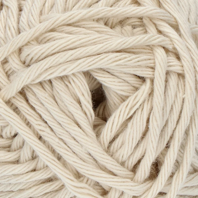 Yarn and Colors Epic 003 Naturweiß